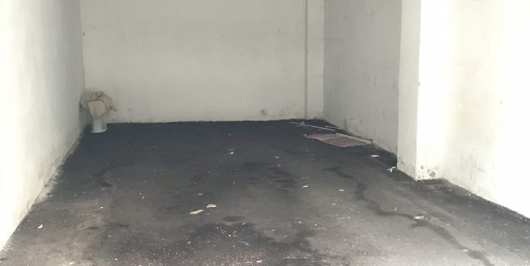 v6-(12)